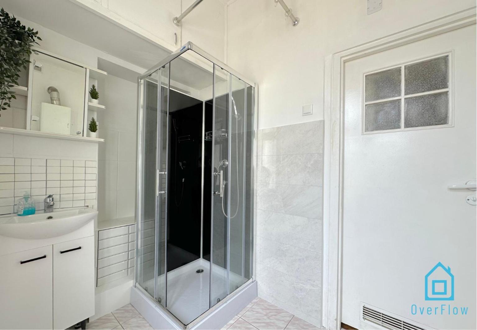 Privat overnatting Square - 20 Minutes To Old Town & Seaside